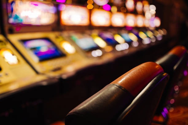 jitu100 mobile lobby with slot and live table access